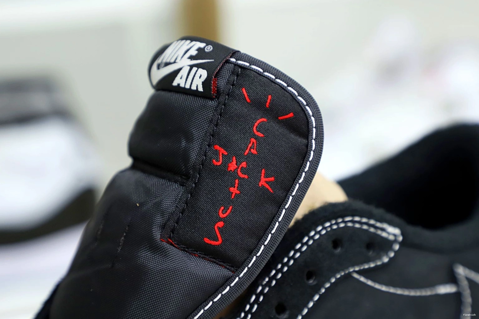 AIR “BLACK JORDAN PHANTOM” TRAVIS NIKE X SCOTT OG 1 LOW 0202